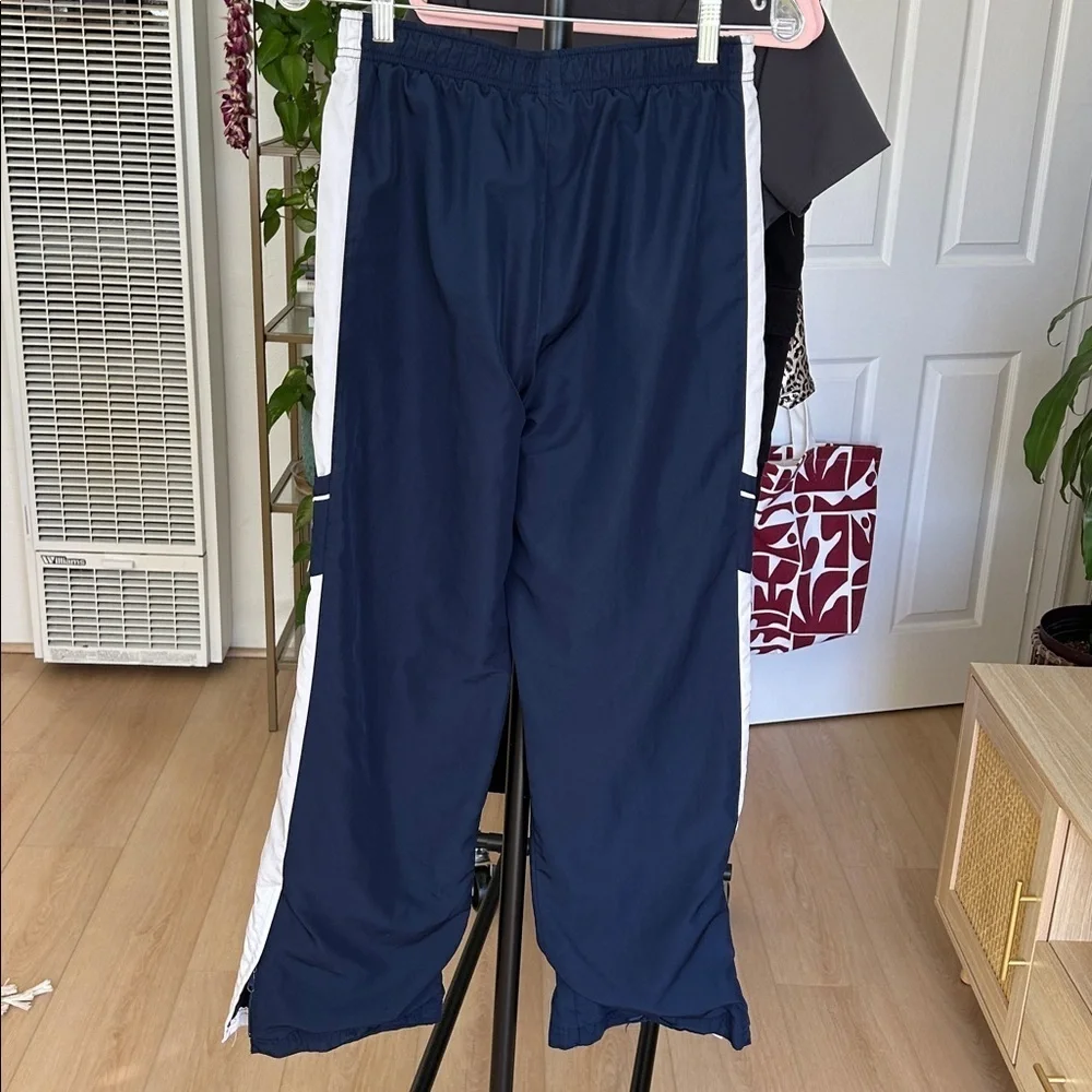 Nike Youth Lined Pants. Size XL